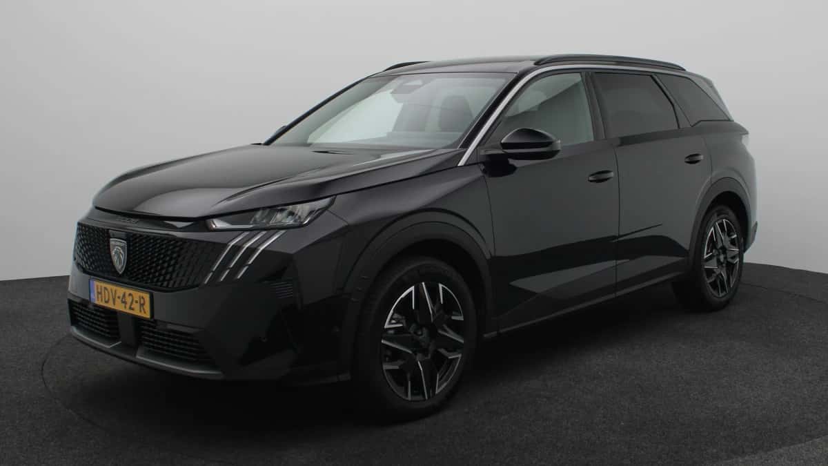 Peugeot 5008 (2025) — foto 1