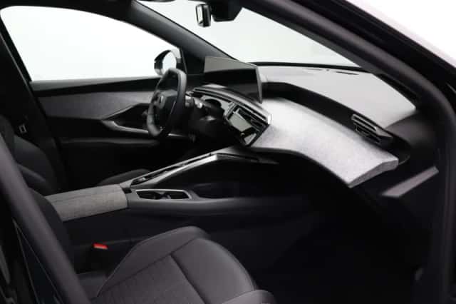 Peugeot 5008 (2025) thumbnail 32