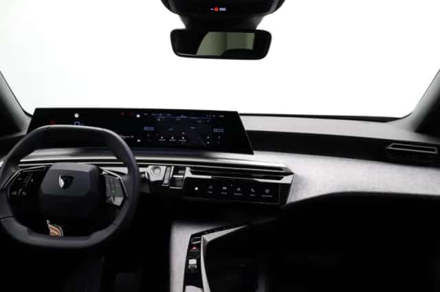 Peugeot 5008 (2025) thumbnail 34