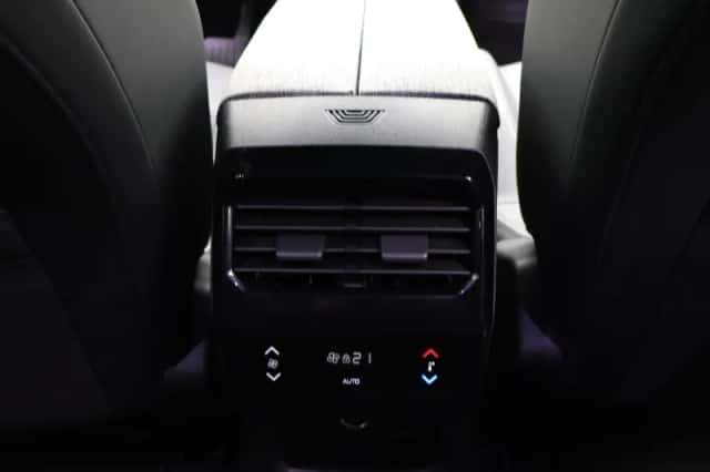 Peugeot 5008 (2025) thumbnail 35