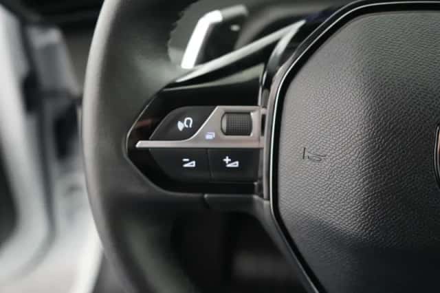 Peugeot 208 (2024) thumbnail 19