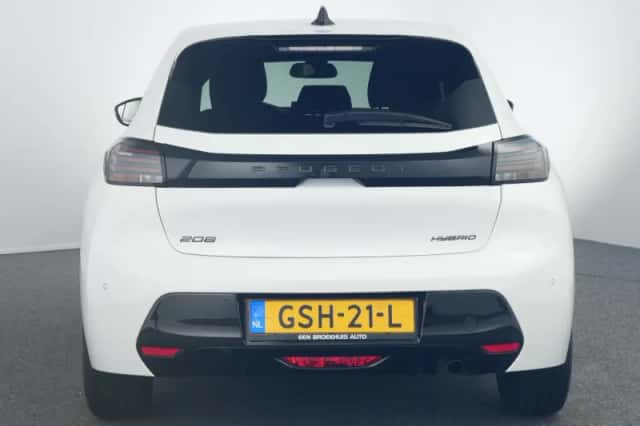 Peugeot 208 (2024) thumbnail 6