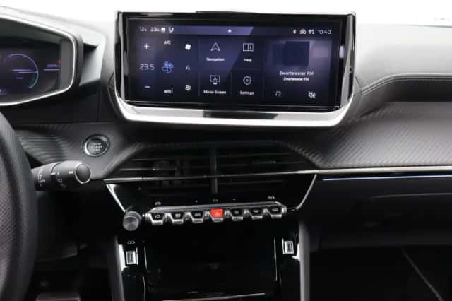 Peugeot e-2008 (2024) thumbnail 7
