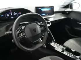 Peugeot 208 (2024) thumbnail 8