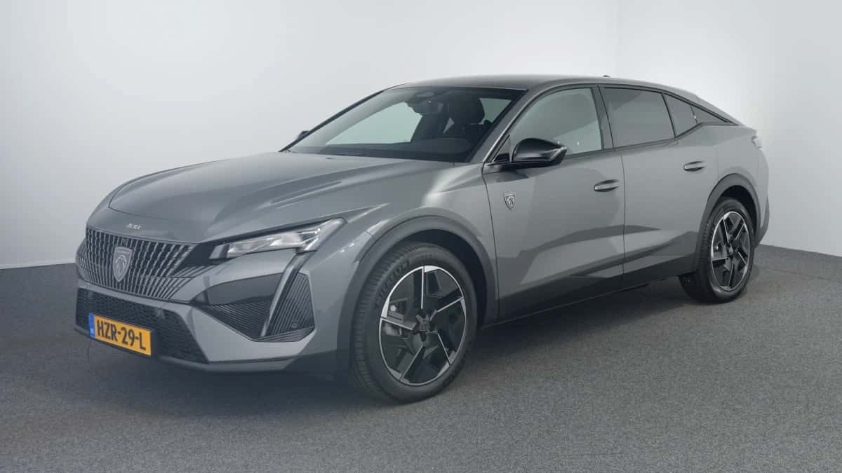Peugeot e-408 (2025) — foto 1