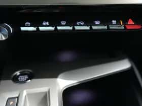 Peugeot e-408 (2025) thumbnail 24
