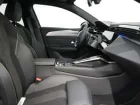 Peugeot e-408 (2025) thumbnail 4