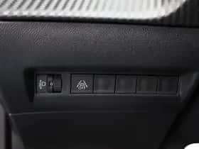 Peugeot 2008 (2020) thumbnail 28