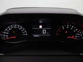 Peugeot 2008 (2020) thumbnail 4