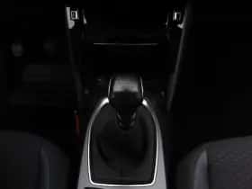 Peugeot 2008 (2020) thumbnail 8