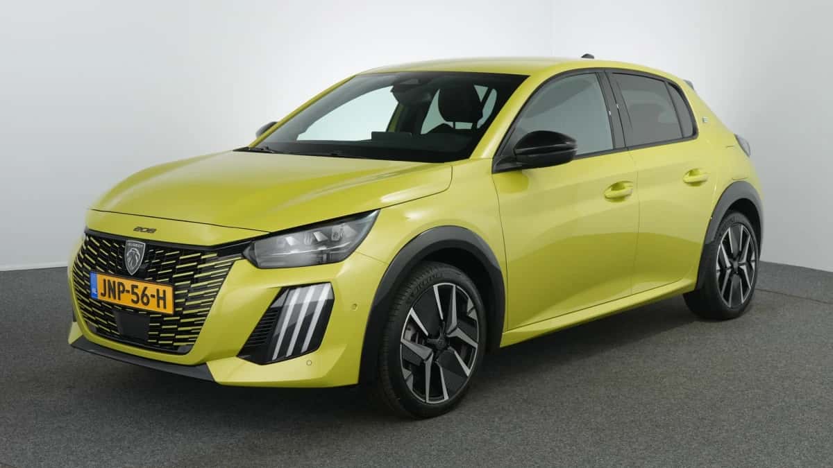 Peugeot e-208 (2025) — foto 1