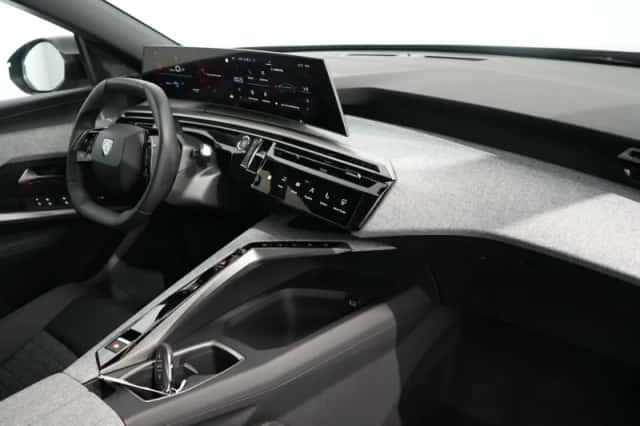 Peugeot e-3008 (2026) thumbnail 3