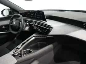 Peugeot e-3008 (2026) thumbnail 3