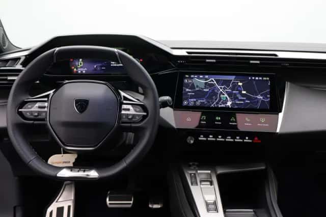 Peugeot 308 (2025) thumbnail 3
