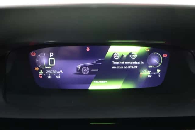 Peugeot 308 (2025) thumbnail 4