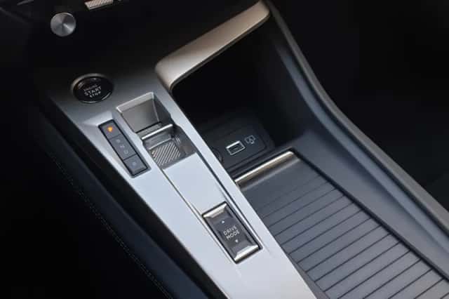 Peugeot e-308 (2026) thumbnail 28