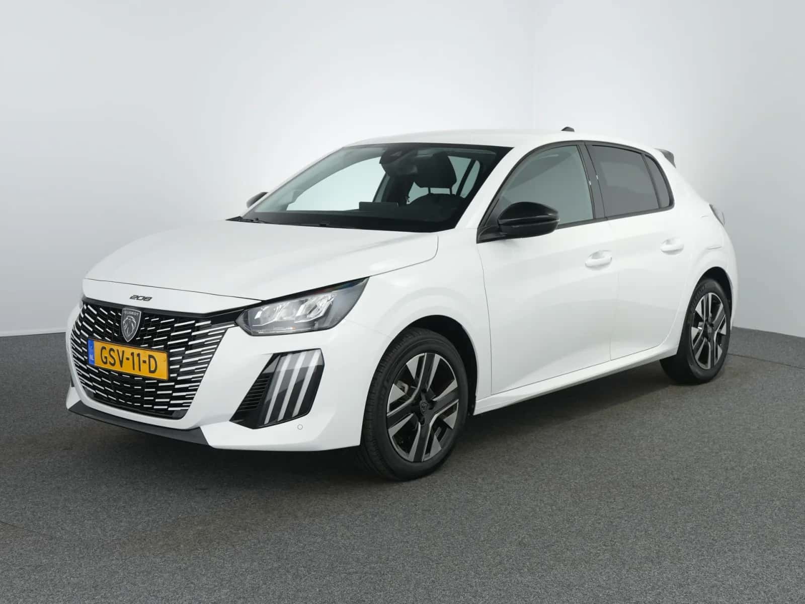 Peugeot 208 (2024) — foto 1