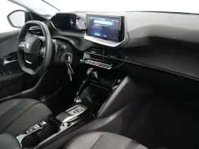 Peugeot 208 (2024) thumbnail 3