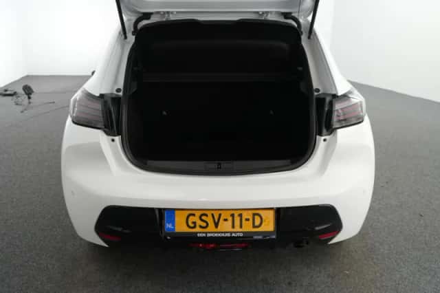 Peugeot 208 (2024) thumbnail 31