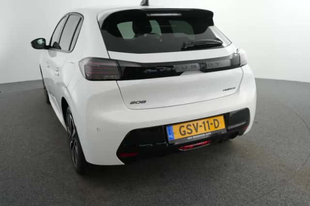 Peugeot 208 (2024) thumbnail 32