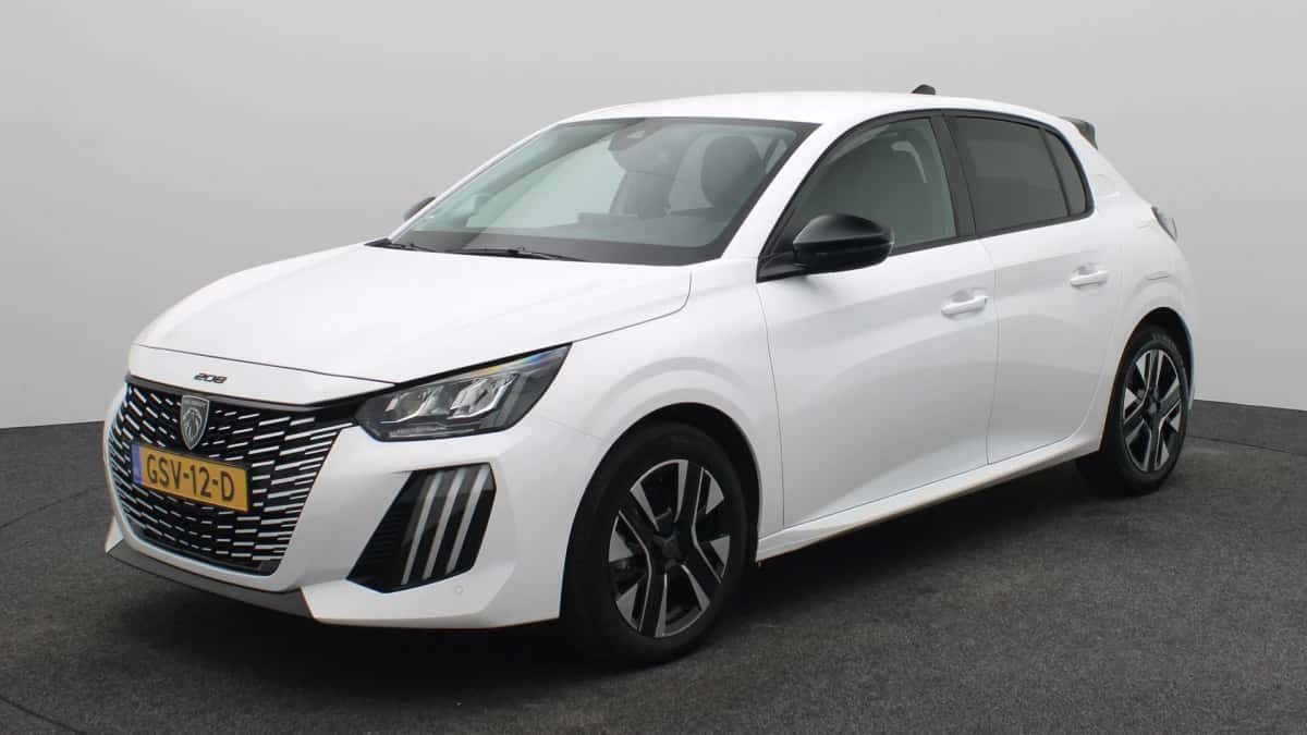 Peugeot 208 (2024) — foto 1