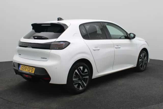 Peugeot 208 (2024) thumbnail 2