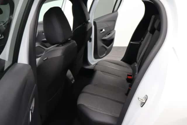 Peugeot 208 (2024) thumbnail 12