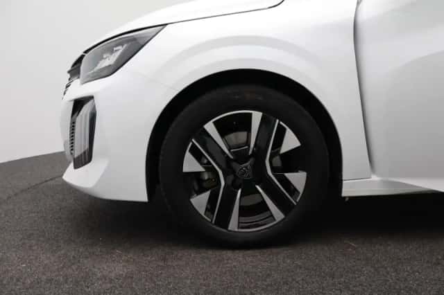 Peugeot 208 (2024) thumbnail 17