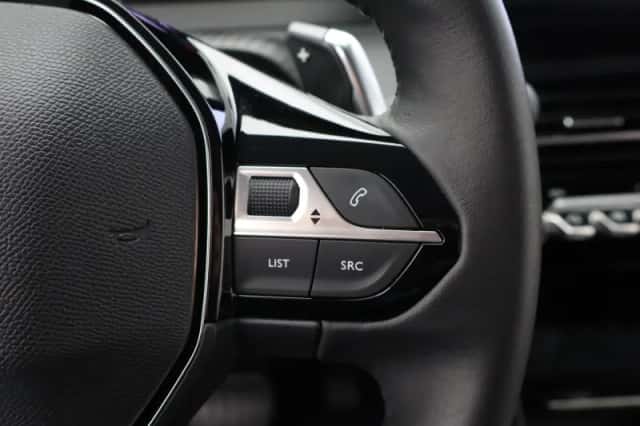 Peugeot 208 (2024) thumbnail 21