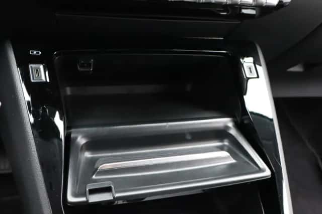 Peugeot 208 (2024) thumbnail 23