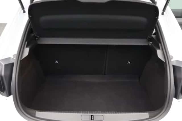 Peugeot 208 (2024) thumbnail 28