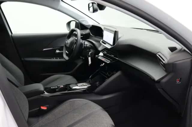 Peugeot 208 (2024) thumbnail 29