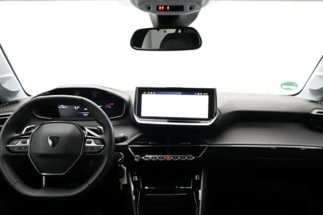 Peugeot 208 (2024) thumbnail 31