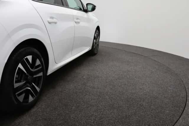 Peugeot 208 (2024) thumbnail 37