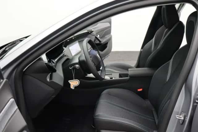 Peugeot e-308 (2025) thumbnail 11