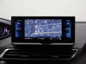 Peugeot 3008 (2023) thumbnail 18
