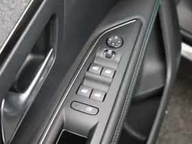 Peugeot 3008 (2023) thumbnail 26