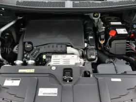 Peugeot 3008 (2023) thumbnail 32