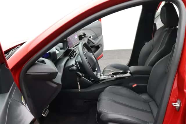 Peugeot 208 (2024) thumbnail 11