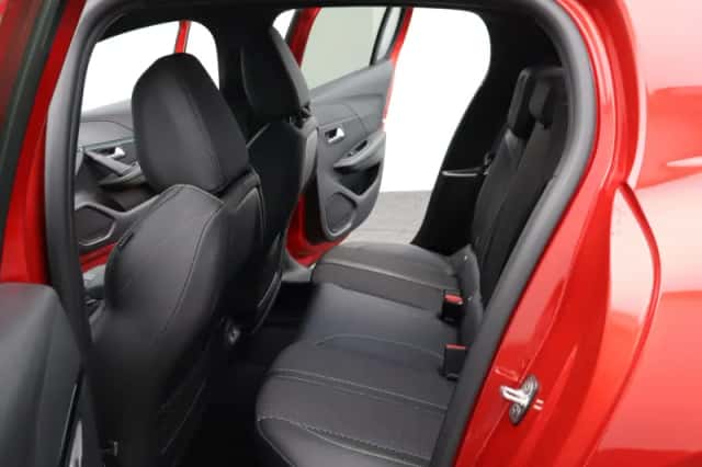 Peugeot 208 (2024) thumbnail 12