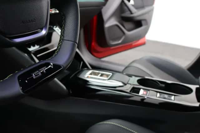 Peugeot 208 (2024) thumbnail 28