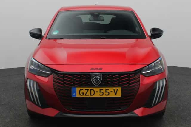 Peugeot 208 (2024) thumbnail 5
