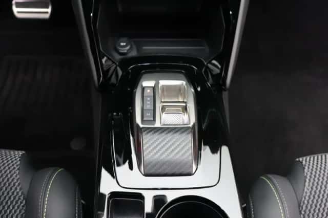 Peugeot 208 (2024) thumbnail 8