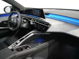 Peugeot 5008 (2026) thumbnail 3