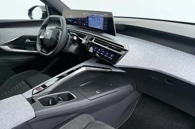 Peugeot e-3008 (2026) thumbnail 3