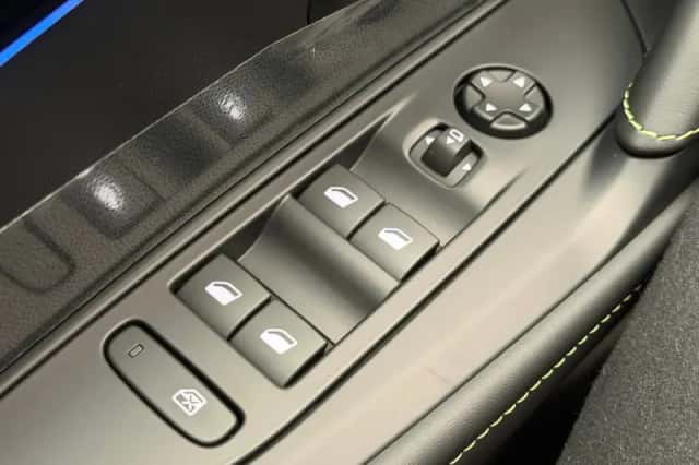 Peugeot e-208 (2026) thumbnail 17