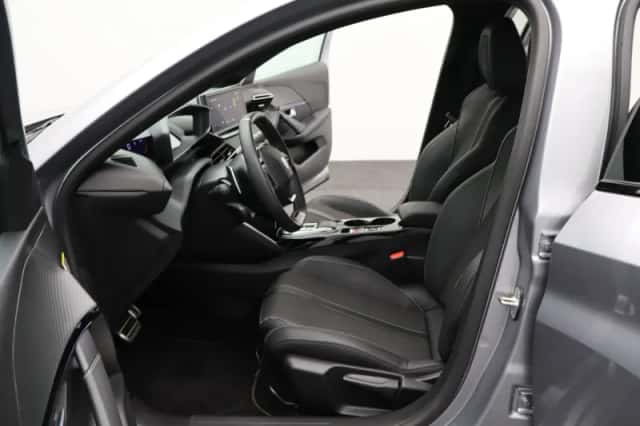 Peugeot 208 (2025) thumbnail 11