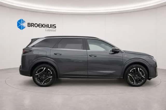 Peugeot 5008 (2026) thumbnail 3