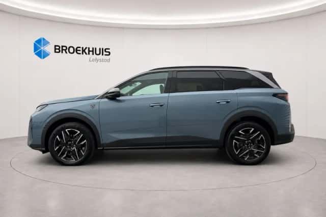 Peugeot 5008 (2026) thumbnail 2