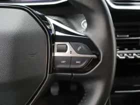 Peugeot 208 (2021) thumbnail 16